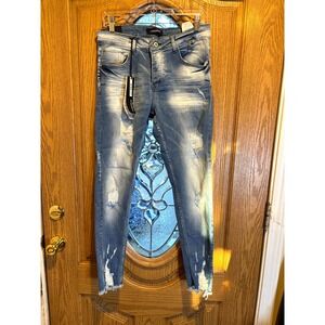 NWT --- Denim House Jeans Womens W32 L32 Distressed Skinny Frayed Hem Blue NWT--